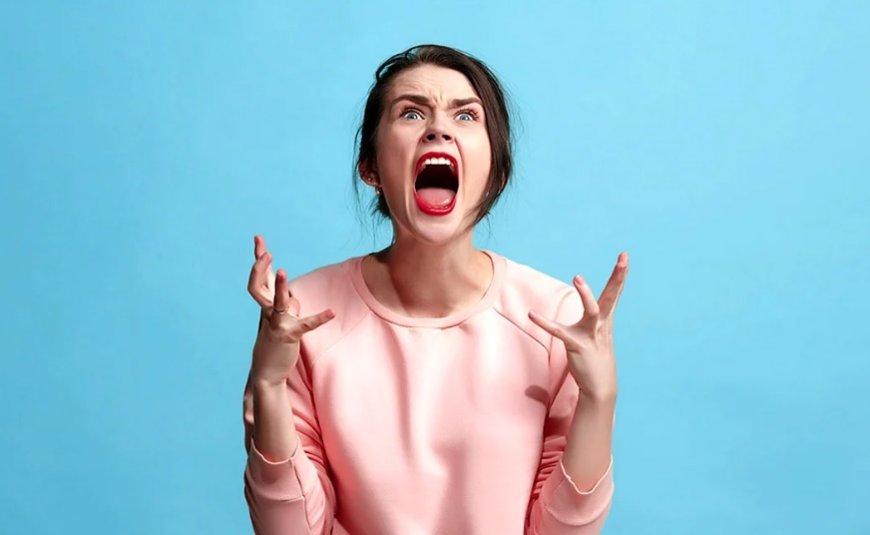 Güçlü Görünmenin Bedeli: İçsel Yorgunluk ve Bastırılan Duygular