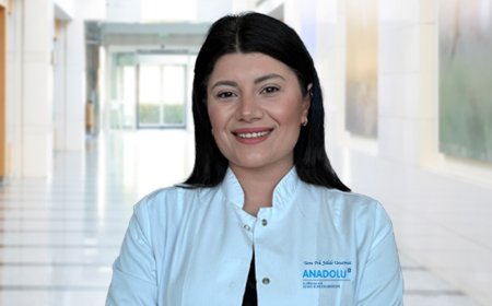 Gençleri Sessizce Tüketen Tehdit: Sosyal Medya ve Beden Algısı